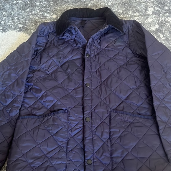 Unisex Barbour jacket. Excellent condition. - Picture 1 of 4